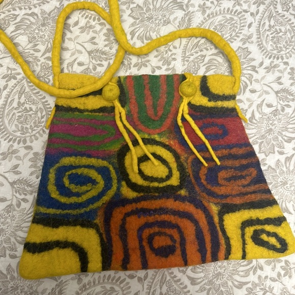 Felt tote - Picture 2 of 2
